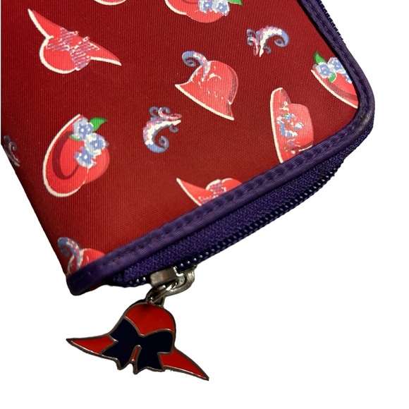 Red Hat Women’s Wallet - Picture 4 of 4